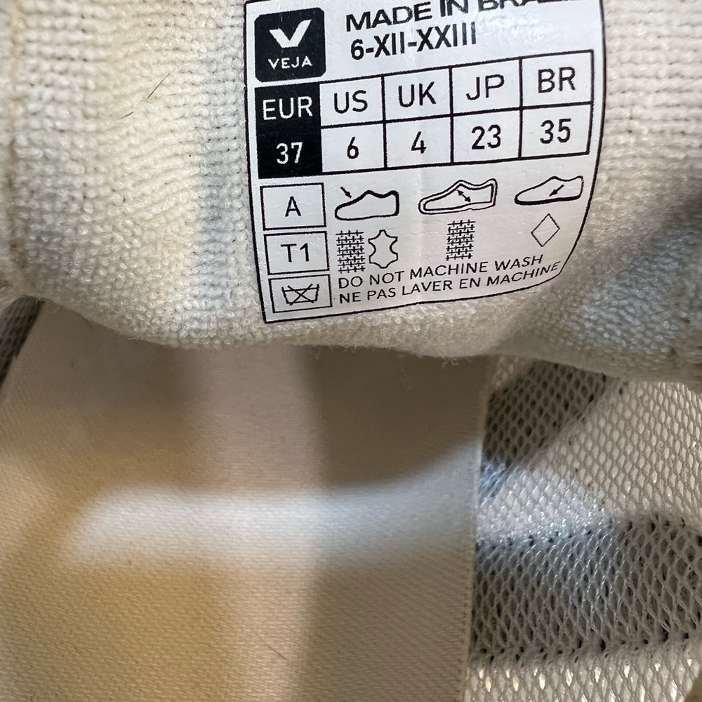 Veja Rio Branco Navy Blue, Beige and White Mesh Sneakers - Picture 5 of 6
